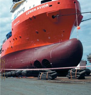 Ship launching by airbags
